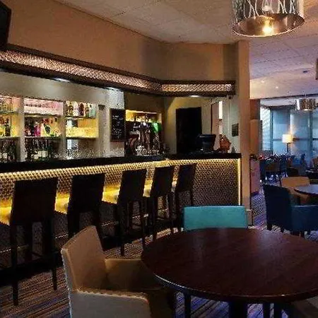 Ibis Aeroport Paris Orly Hotel 4*
