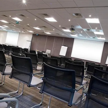 Ibis Aeroport Paris Orly 4*