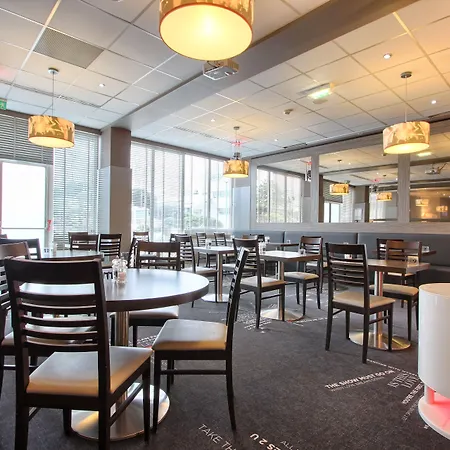 Ibis Aeroport Paris Orly 4*
