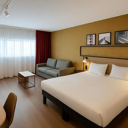 Ibis Aeroport Paris Orly Hotel
