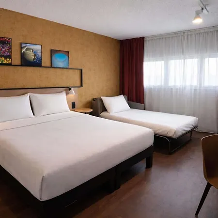 Ibis Aeroport Paris Orly Hotel 4*