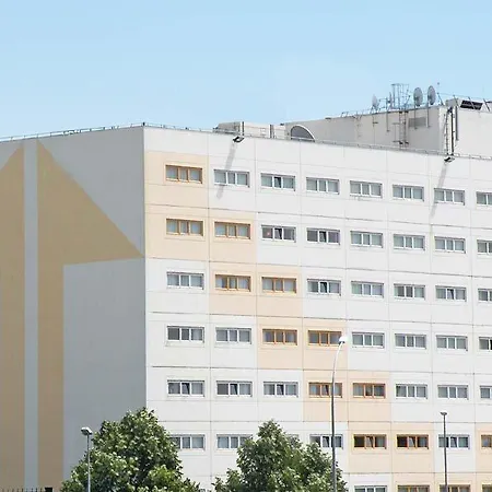 Western Paris Orly Airport Hotel 4*